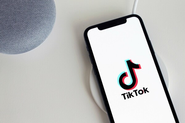 Η Amazon ζήτησε από τους υπαλλήλους της να σβήσουν το TikTok από τα κινητά τους