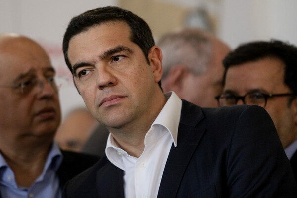 Ο Τσίπρας καλεί τους πολίτες να «πάρουν στα χέρια τους» τον ΣΥΡΙΖΑ
