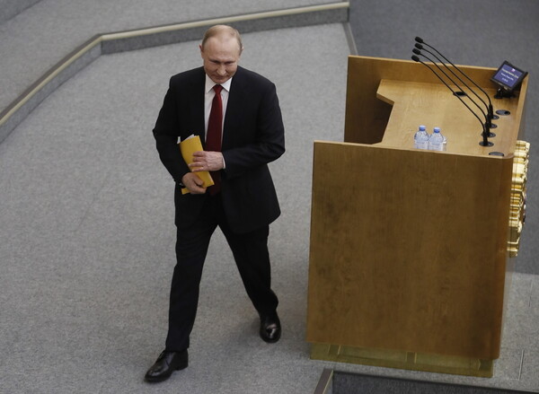 Ο Πούτιν άνοιξε την πόρτα σε αλλαγές που θα του επιτρέψουν να μείνει στην εξουσία ως το 2036