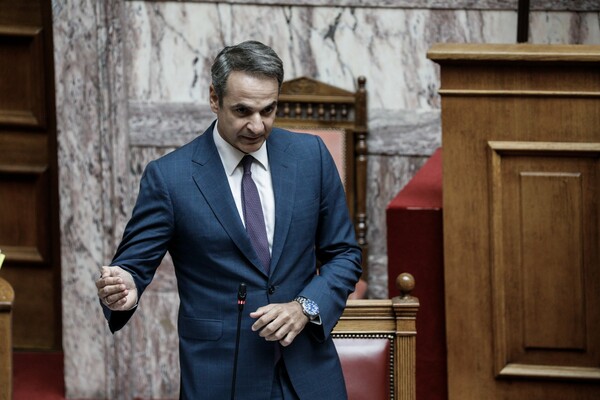 Βουλή: Παρέμβαση Μητσοτάκη το μεσημέρι για την ελληνική οικονομία