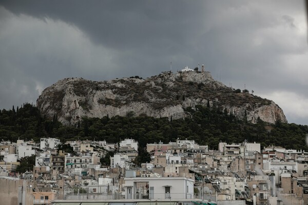 Καιρός: Βροχές και καταιγίδες σήμερα - Πού θα ενταθούν τα φαινόμενα