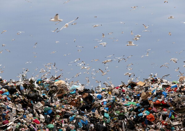 Χατζηδάκης: Στόχος να μην υπάρχουν ανεξέλεγκτες χωματερές σε Κυκλάδες- Δωδεκάνησα ως το 2022