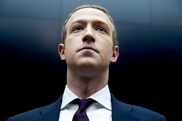 Ζούκερμπεργκ: Προσχέδιο του Mr. Faceboook και τις αλλαγές στους κανόνες του ίντερνετ