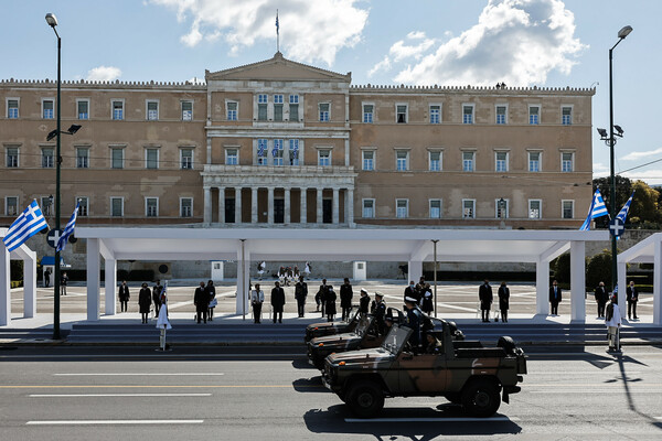 25η Μαρτίου: Live η στρατιωτική παρέλαση για τα 200 χρόνια από την Επανάσταση