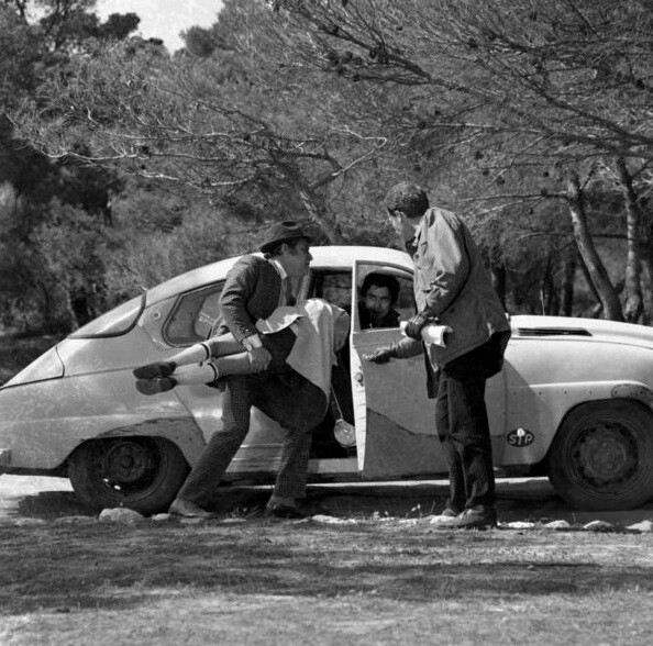 Σταύρος Τσιώλης: η λατρεία του σημαντικού σκηνοθέτη για το αγωνιστικό αυτοκίνητο και για την κουλτούρα του αυτοκινήτου γενικότερα