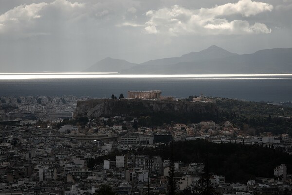 Lockdown και τηλεργασία άλλαξαν τα δεδομένα στα ακίνητα - Ενοικιαστές αναζητούν μεγαλύτερα σπίτια εκτός κέντρου