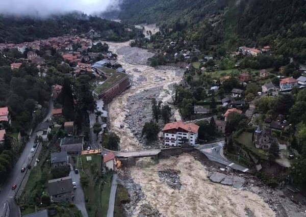 Άλπεις: Πλημμύρες και κατολισθήσεις σε Ιταλία και Γαλλία - Δύο νεκροί και δεκάδες αγνοούμενοι