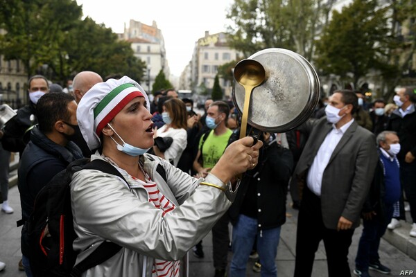 Η Ευρώπη του φετινού Νοέμβρη μυρίζει απόγνωση και μπαρούτι