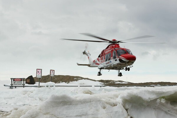 Αποστολή 5 ημερών, με πλοία, ελικόπτερα και αεροπλάνα, για να μεταφερθεί ασθενής από την Ανταρκτική