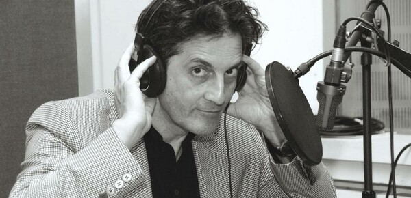 Πέθανε ο ραδιοφωνικός παραγωγός και σκηνοθέτης Εμμανουήλ Κουτσουρέλης