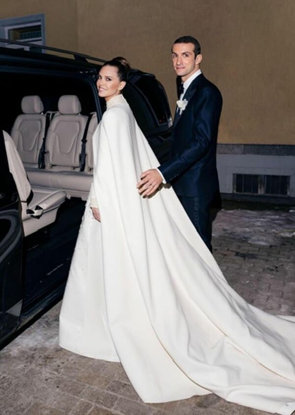 Σταύρος Νιάρχος και Ντάσα Ζούκοβα παντρεύτηκαν - Ο γάμος στο Σεν Μόριτζ και οι πρώτες φωτογραφίες