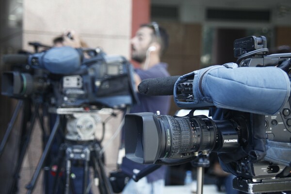 ΜΜΕ: Συνεχίζεται για δεύτερο 24ωρο η απεργία των τηλεοπτικών σταθμών