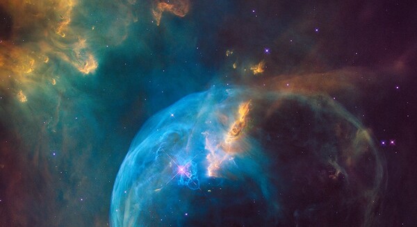 H NASA τιμά τα 30 χρόνια «ζωής» του Hubble - Οι μοναδικές εικόνες που έχει απαθανατίσει