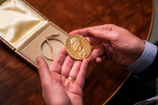 Ακυρώθηκε η τελετή απονομής των βραβείων Νόμπελ - Για πρώτη φορά από τον Β' Παγκόσμιο Πόλεμο