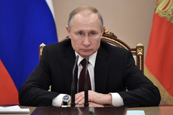 Πράκτορες με διπλή υπηκόοτητα - Η τροπολογία του Πούτιν για Ρώσους κατασκόπους