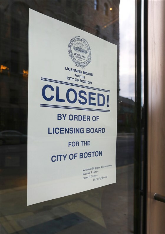 Το εστιατόριο του Salt Bae στη Βοστώνη έκλεισε λόγω παραβάσεων για κορωνοϊό