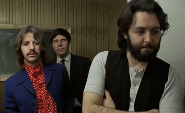 «The Beatles: Get Back»: Ο Πίτερ Τζάκσον «κερνά» τους φαν 5 λεπτά από το φιλμ για τα θρυλικά Σκαθάρια
