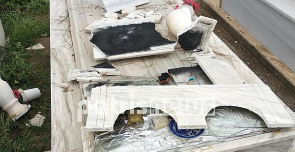 Ηλεία: Καταστροφές σε νεκροταφείο λόγω των θυελλωδών ανέμων