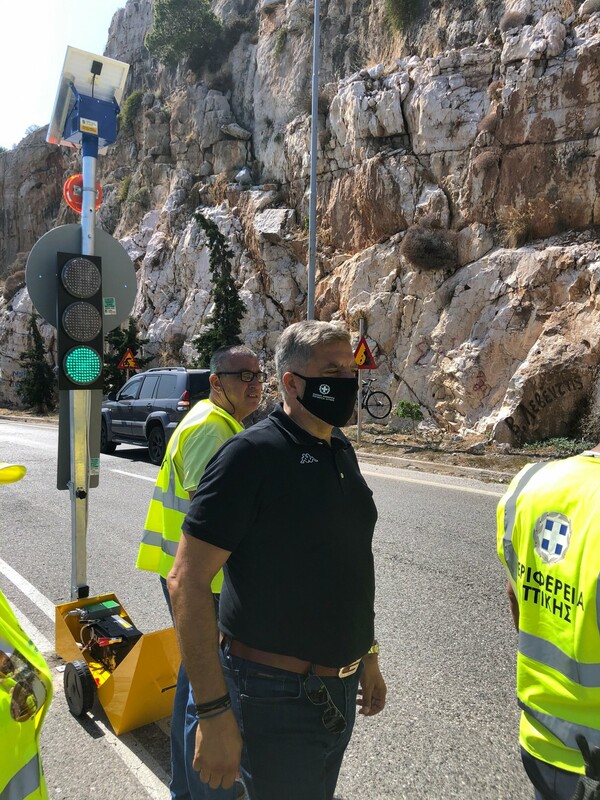 Τρύπες Καραμανλή: Απειλή κατάρρευσης από τη ρωγμή - Κυκλοφοριακές ρυθμίσεις στο σημείο