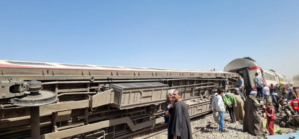 Σύγκρουση τρένων στην Αίγυπτο: Πάνω από 30 νεκροί και δεκάδες τραυματίες (Βίντεο)