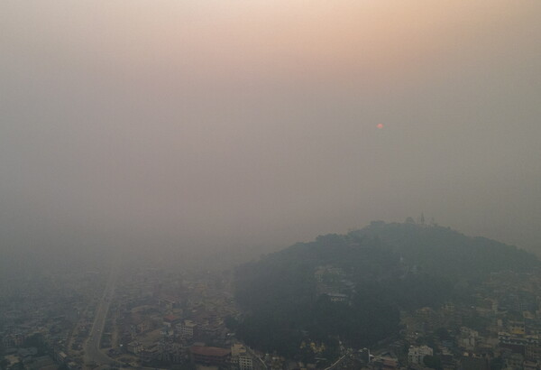 Το Νεπάλ κλείνει τα σχολεία λόγω ατμοσφαιρικής ρύπανσης: «Μείνετε σπίτι»