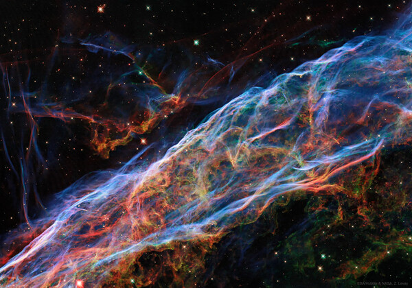 NASA: Τα εντυπωσιακά απομεινάρια ενός άστρου που εξερράγη στο Veil Nebula