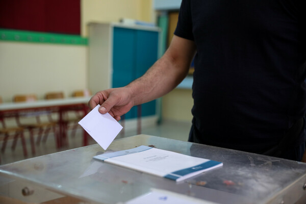 Βορίδης: Καταργούνται οι περιορισμοί για την ψήφο των αποδήμων 