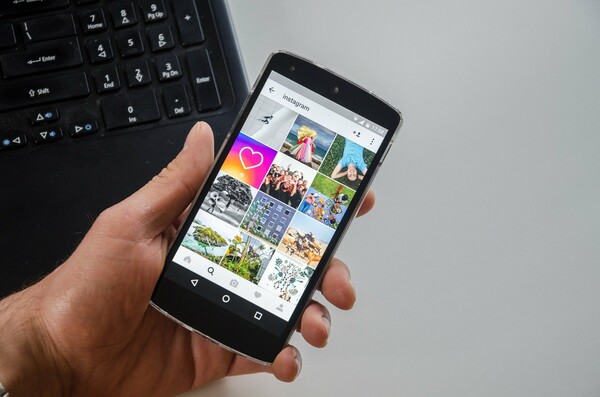 Instagram: Νέα λειτουργία επιτρέπει στους χρήστες να επιλέξουν αν θέλουν να βλέπουν τα like