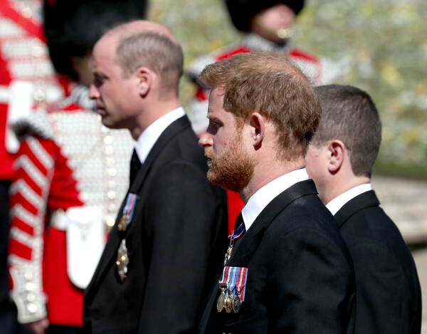 Πρίγκιπας Γουίλιαμ και Χάρι μίλησαν μετά την κηδεία του παππού τους 