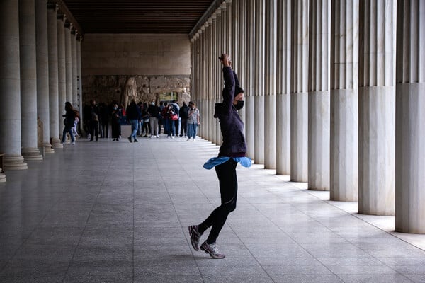 Φωτογραφίες: Ουρές στην Ακρόπολη- Πολλοί επισκέπτες σε αρχαιολογικούς χώρους στην Παγκόσμια Ημέρα Μνημείων