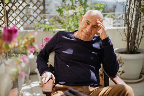 Βαγγέλης Ραπτόπουλος: «H πλειονότητα των πολιτικών μας δεν είναι αυτοί που μας αξίζουν»