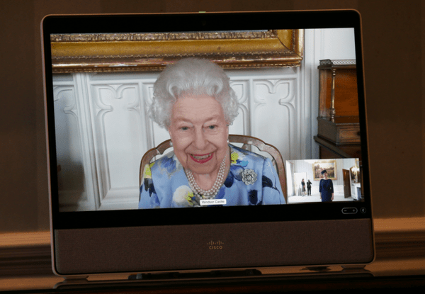 Βρετανία: Η βασίλισσα Ελισάβετ επέστρεψε στη δουλειά μετά την κηδεία του Φιλίππου 