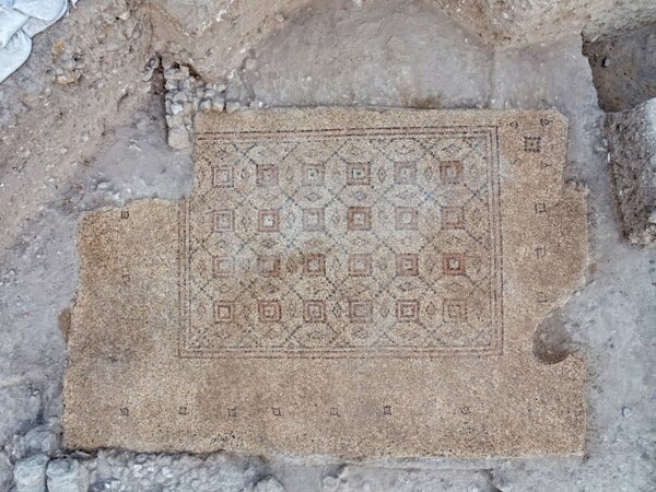 Ένα πολύχρωμο μωσαϊκό υψηλής τέχνης ανακαλύφθηκε στο Ισραήλ