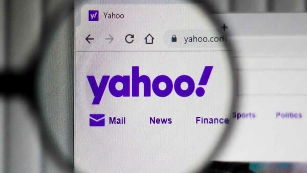 H Verizon πουλάει τις Yahoo και AOL έναντι 5 δισ. δολαρίων