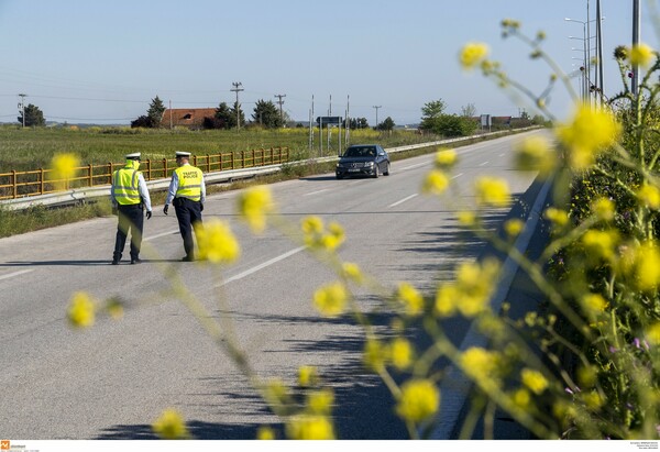 Πελώνη: Στις 15 Μαΐου ανοίγουν τουρισμός και υπερτοπικές μετακινήσεις - Τι θα ισχύει με SMS 