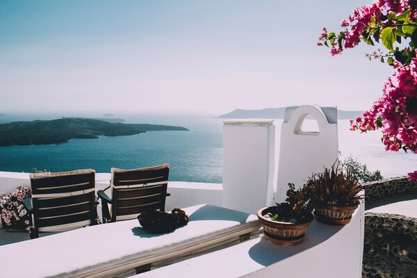 6 προορισμοί που σας περιμένουν για να ζήσετε το ηλιόλουστο ελληνικό καλοκαίρι