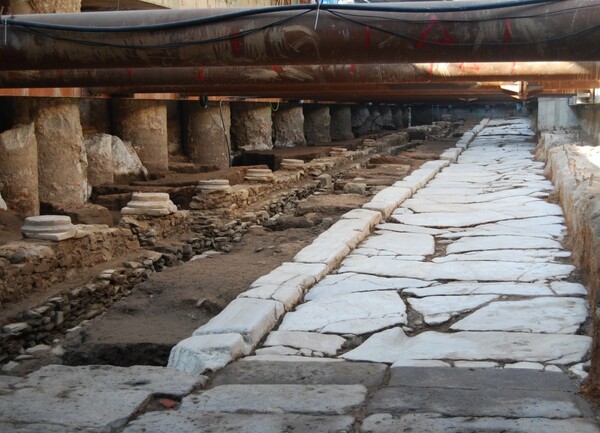 Ακαδημαϊκοί προειδοποιούν: «Σε κίνδυνο οι αρχαιότητες του σταθμού Βενιζέλου»