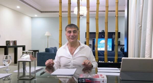 Ο Ερντογάν και το πρόβλημά του με τον αρχηγό της μαφίας