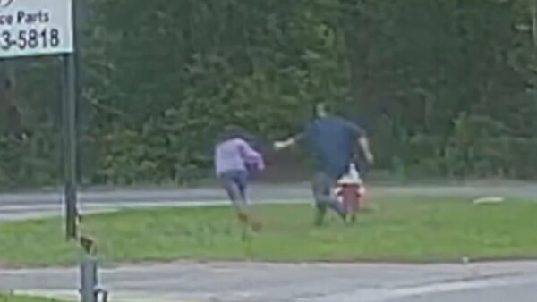 An 11-year-old girl fought off a knife-wielding man who tried to kidnap her at Florida school bus stop, sheriff says