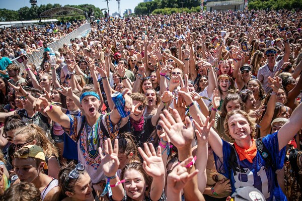 Επιστρέφει το Lollapalooza 2021 ζωντανά και με πολυαναμενόμενο line up 