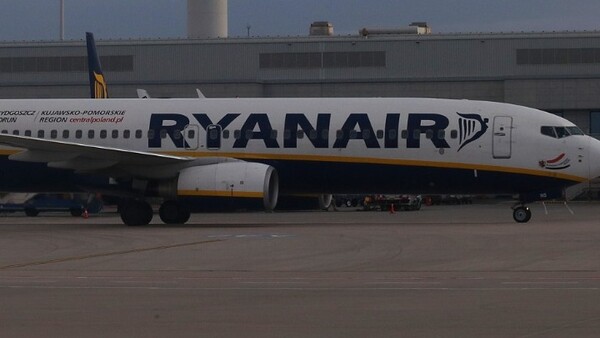 Έλληνας επιβάτης Ryanair: «Έλεγα θα γυρίσω σπίτι να δω τα παιδιά μου;»
