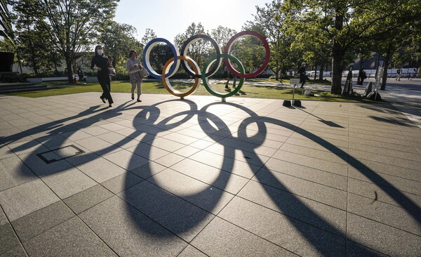 Οργή στην Ιαπωνία με τις εκκλήσεις της ΔΟΕ για «θυσίες», προκειμένου να διεξαχθούν οι Ολυμπιακοί Αγώνες