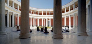 ONLINE Twelve Om Athens Yoga Festival 2021: Μια μέρα γεμάτη yoga, ομιλίες και μουσική