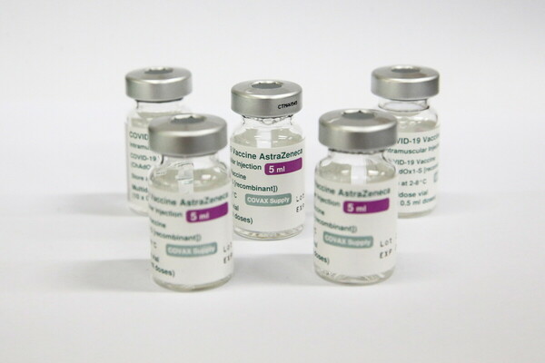 Εμβόλια AstraZeneca