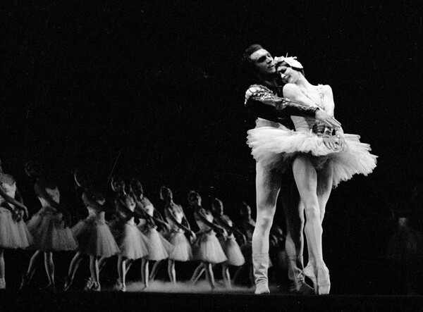 Πέθανε σε ηλικία 84 ετών η σπουδαία Ιταλίδα χορεύτρια Κάρλα Φράτσι