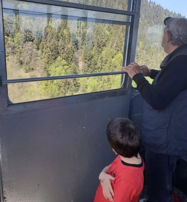 «Σώθηκε από την αγκαλιά του πατέρα του»: Ο 5χρονος Eitan είναι ο μοναδικός επιζών από το τελεφερίκ στην Ιταλία