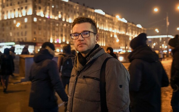 Ρωσία: Κατηγορούμενος για δολοφονία ενός γκέι το έσκασε από το δικαστήριο
