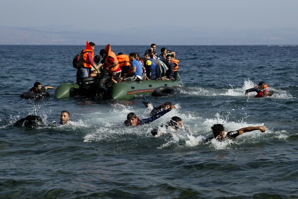 refugees sea