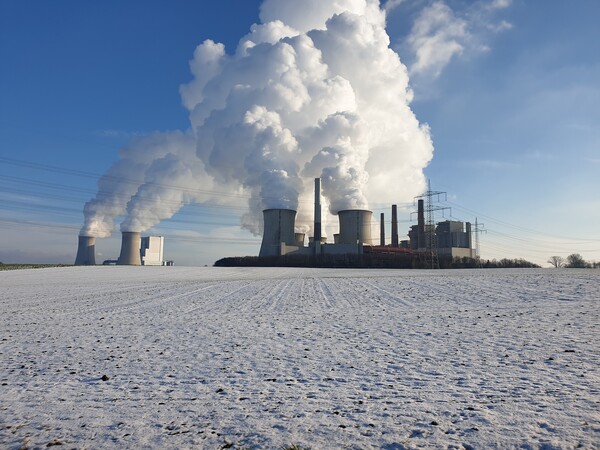 Παρά την πανδημία, νέο ρεκόρ συγκέντρωσης εκπομπών διοξειδίου του άνθρακα CO2 στην ατμόσφαιρα