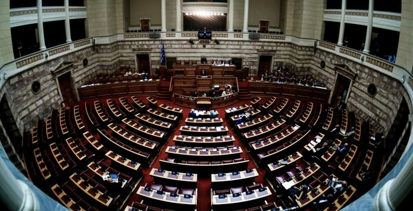 Ψηφίστηκε επί της αρχής το εργασιακό νομοσχέδιο 